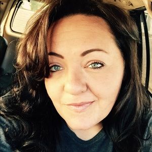 Meet your Posher, Candice